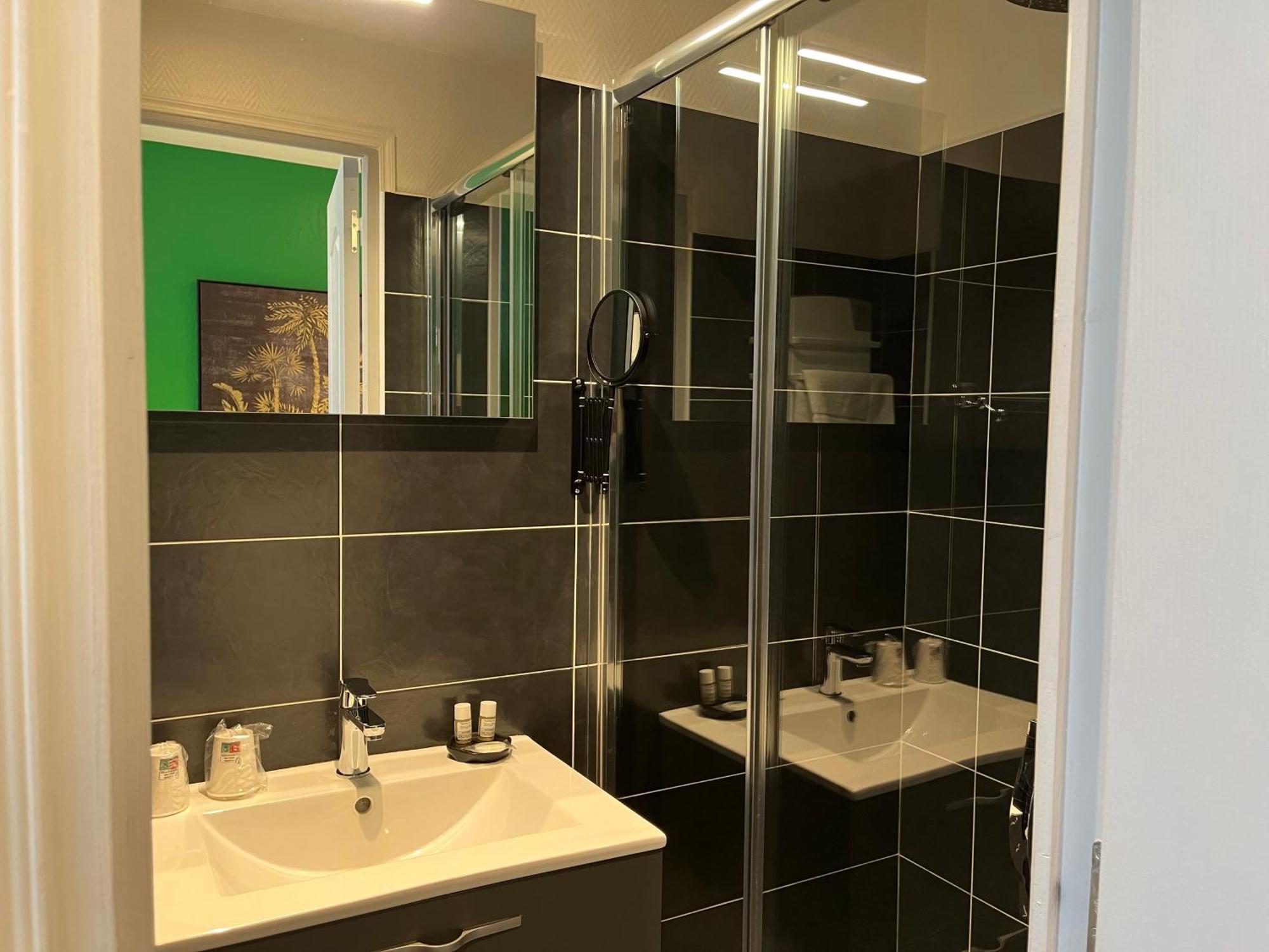 Logis Hotel Belle Etoile Vichy Luaran gambar